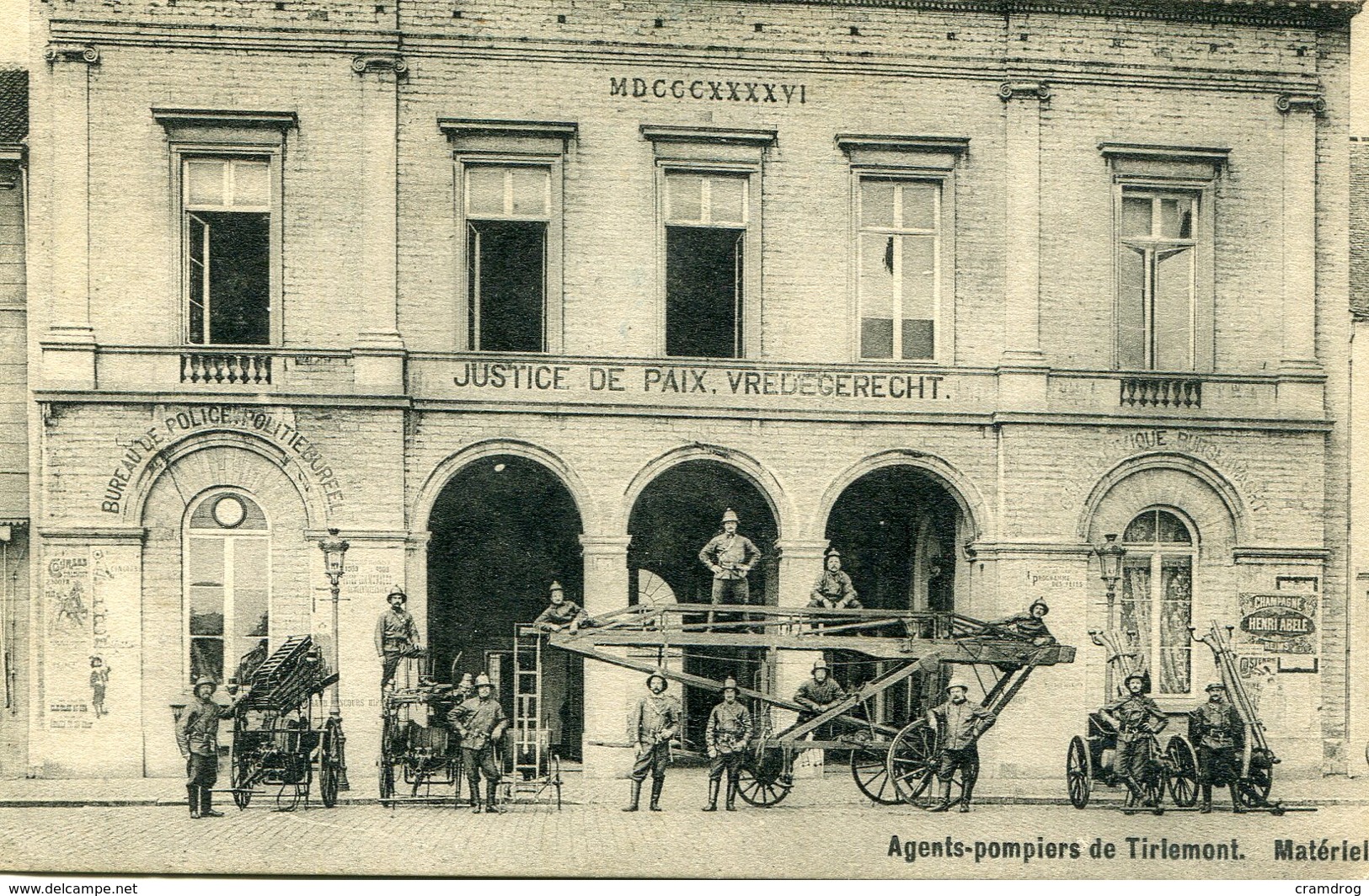 Tirlemont Agents Pompiers  Matériel - Tienen