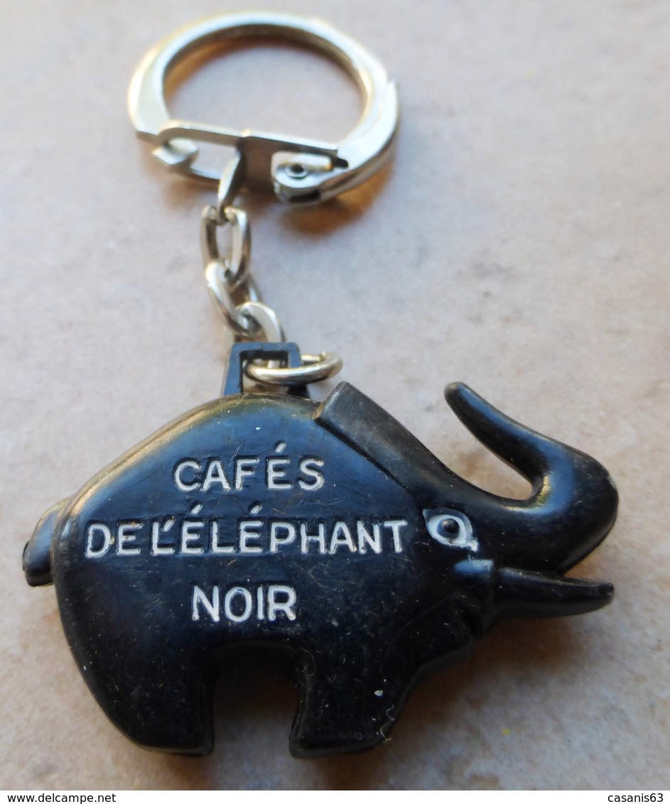 Porte  Clefs    CAFE DE L'  ELEPHANT NOIR - Porte-clefs