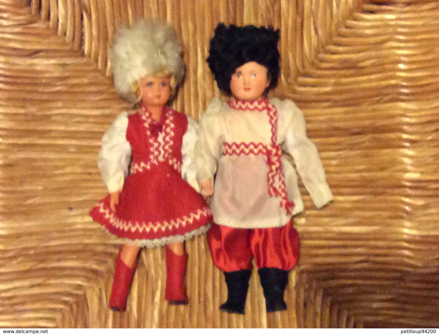 2 POUPEES - Dolls