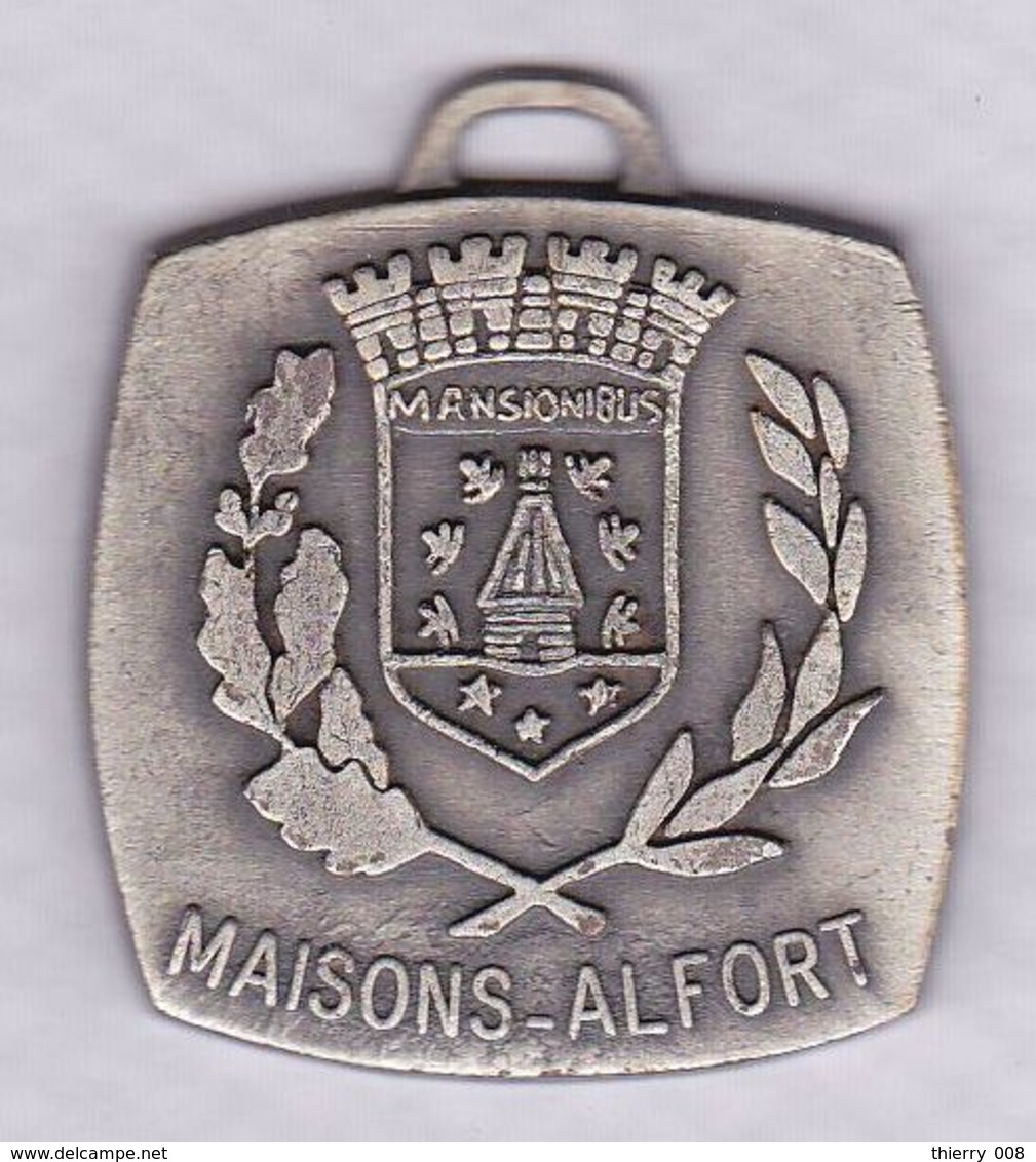 Médaille De Porte Clé Argenté   Maisons Alfort  Mansionibus  94  Val De Marne - Obj. 'Souvenir De'