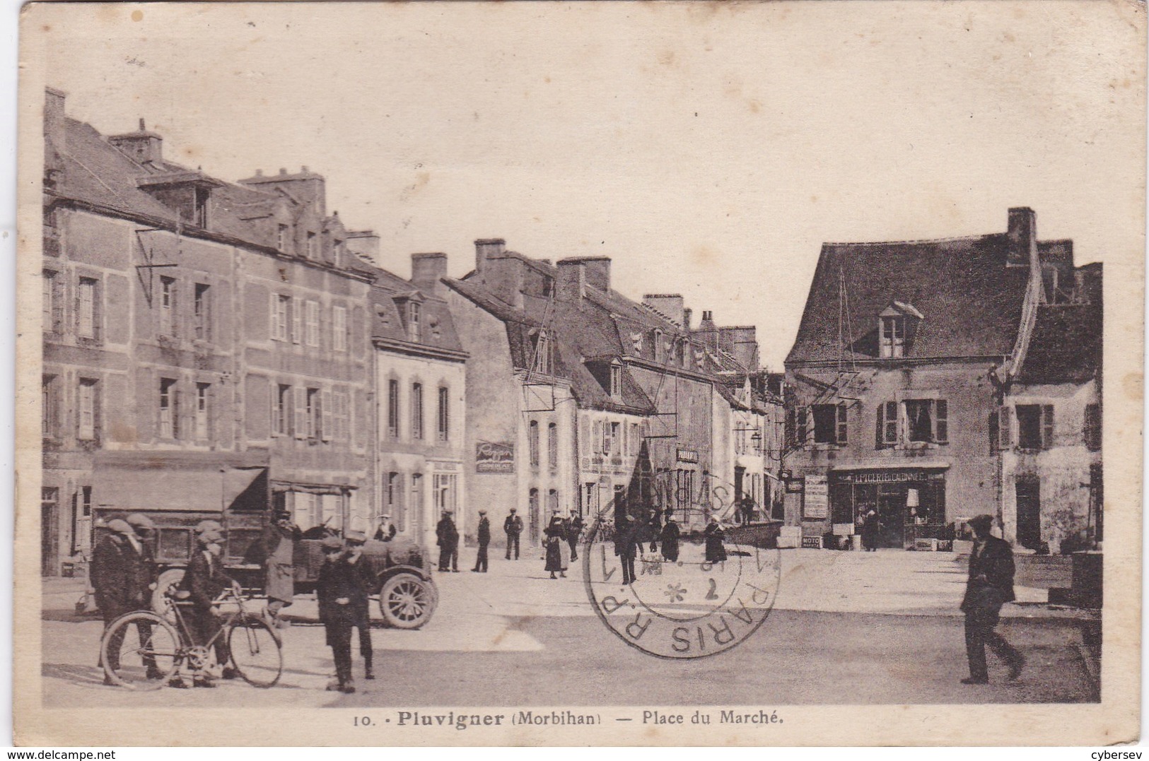 PLUVIGNER - Place Du Marché - Epicerie - Camion - Animé - Pluvigner