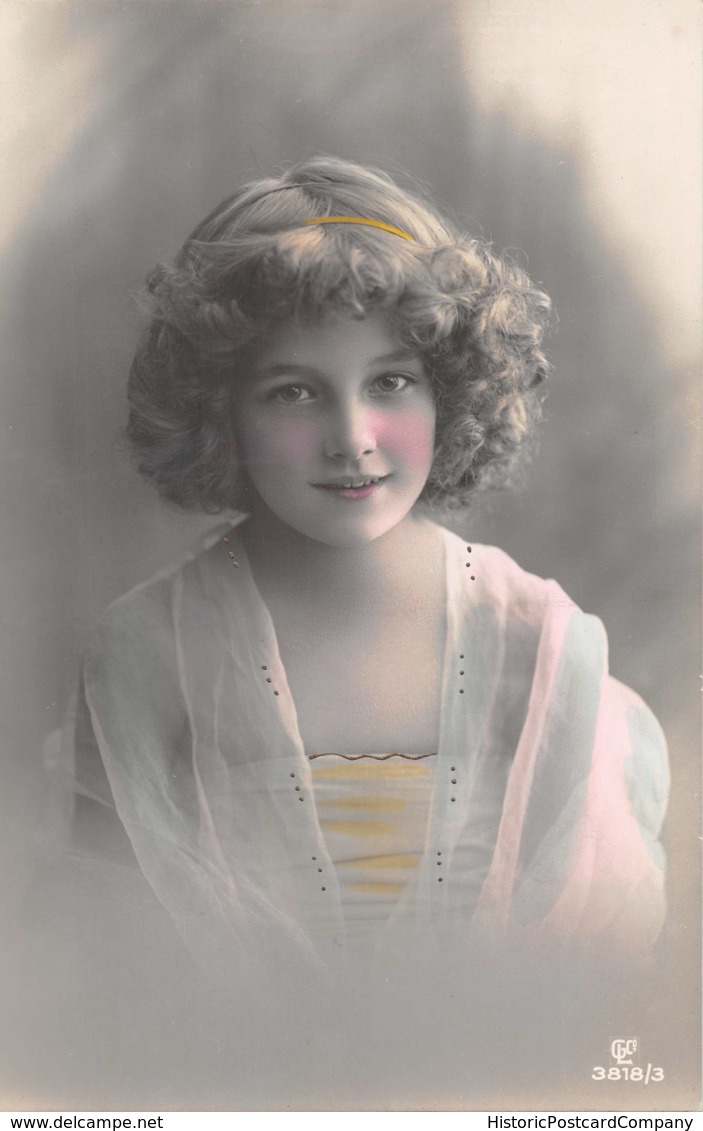 PRETTY YOUNG GIRL-SHEER DRESS-CURLY HAIR & ROSY CHEEKS-REAL PHOTO POSTCARD 39079 - Autres & Non Classés