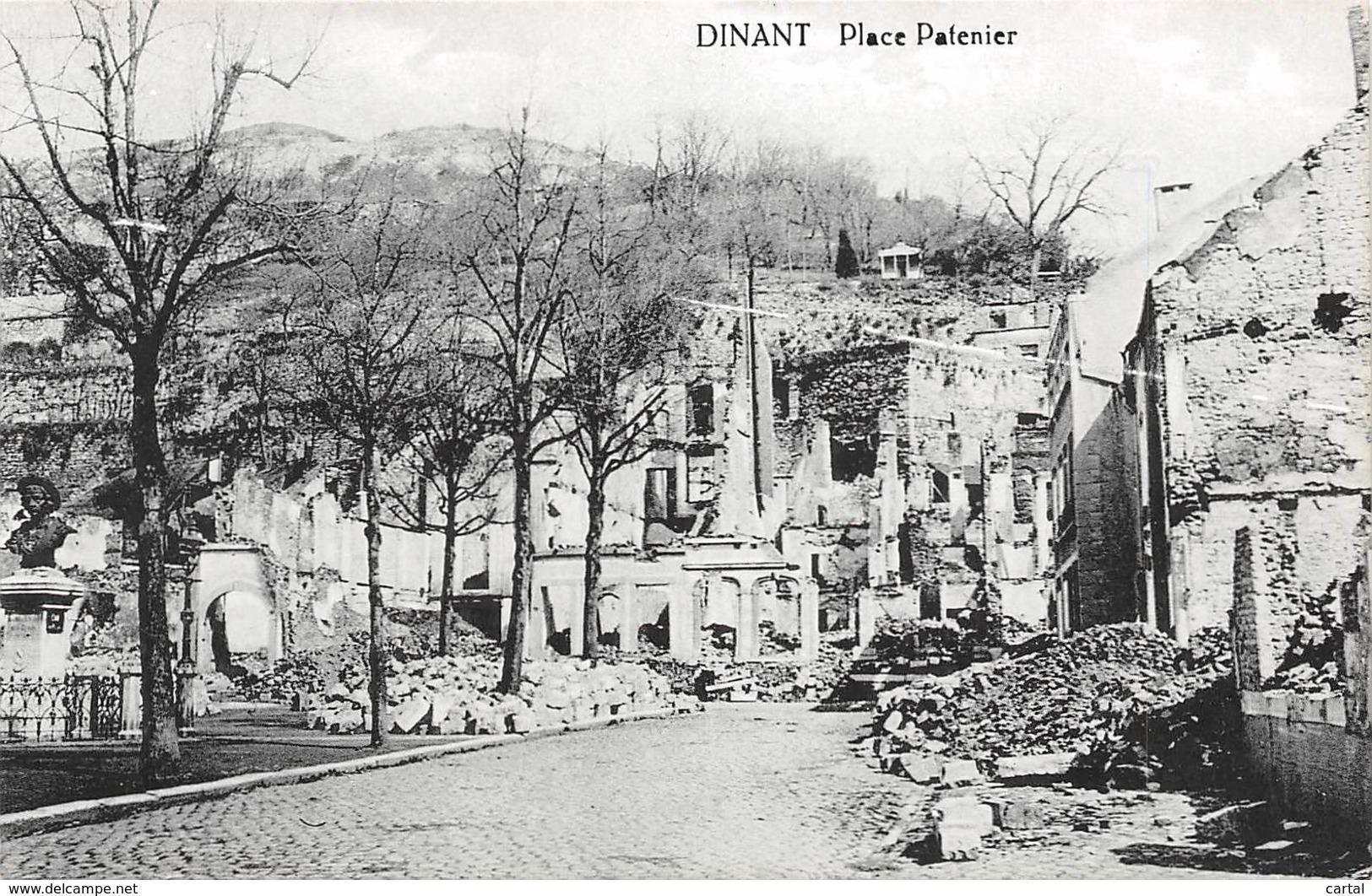 DINANT - Place Patenier - Dinant