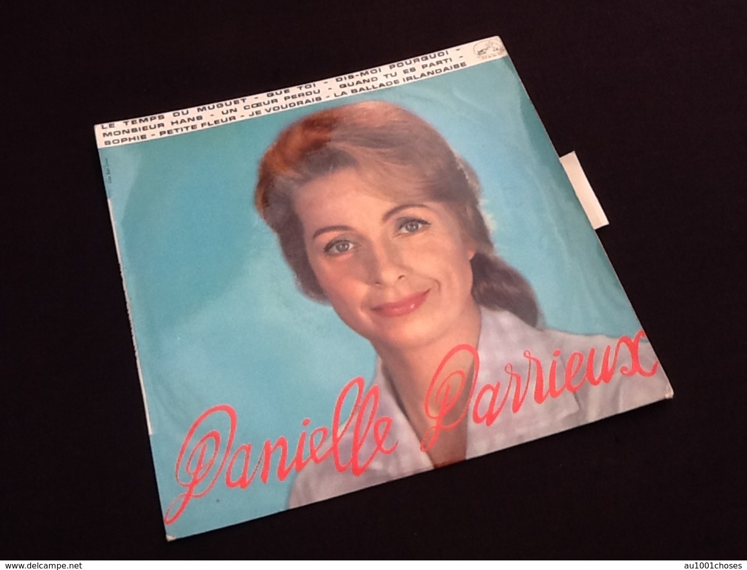 Vinyle 33 Tours (25cm)  Avec Languette Danielle Derieux Le Temps Des Muguets (1959) - Autres & Non Classés