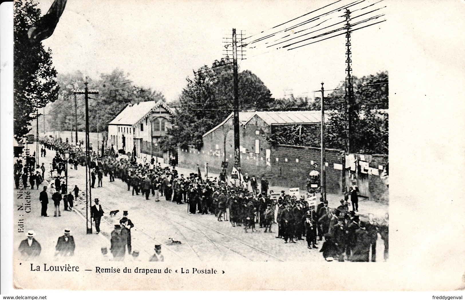 LA LOUVIERE REMISE DU DRAPEAU LA POSTALE - La Louvière