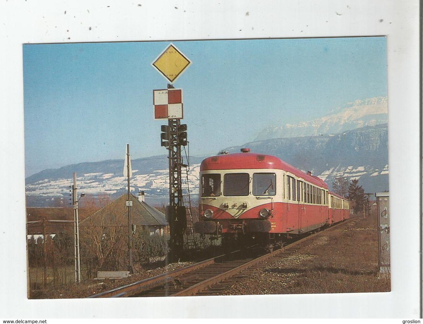 A MOIRANS (ISERE) 108 EN FEVRIER 1972 UN AUTORAIL SERIE X 2800 SUR UNE RELATION GRENOBLE -VALENCE - Moirans