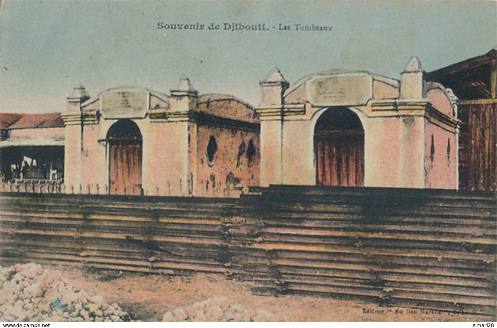 DJIBOUTI - SOUVENIR DE DJIBOUTI - LES TOMBEAUX - Djibouti