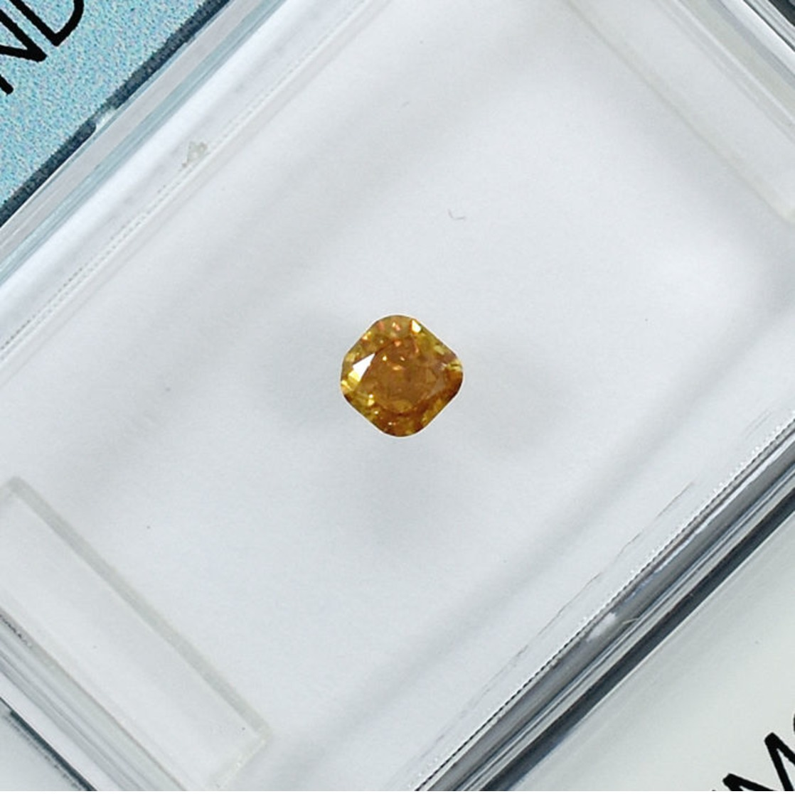 Diamant - 0.17 Ct - Carré - Natural Fancy Intense Yellowish Orange - SI1 IGI - Diamant