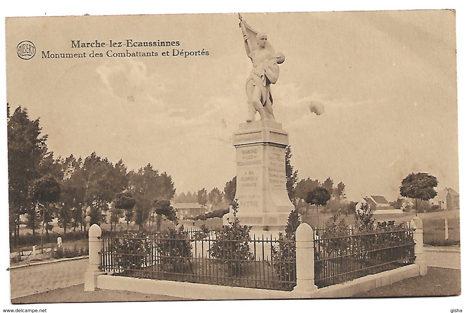 Marche Les Ecaussinnes   Monument Des Combattants Et Deportee - Andere & Zonder Classificatie