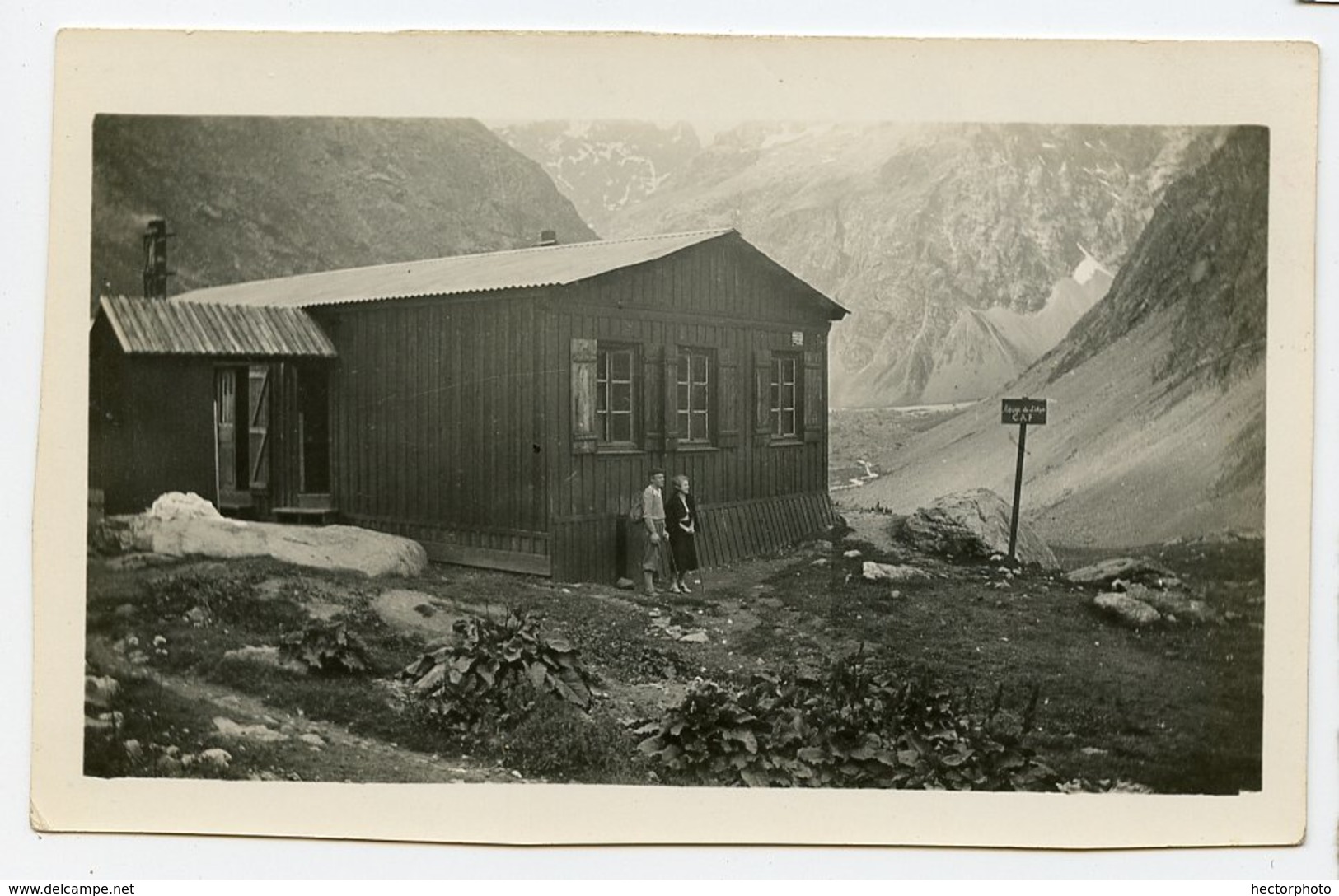 REFUGE De L'alpe VILLAR D 'arene RARE Montagne 1932 Snapshot 05 05480 Hautes Alpes - Lieux