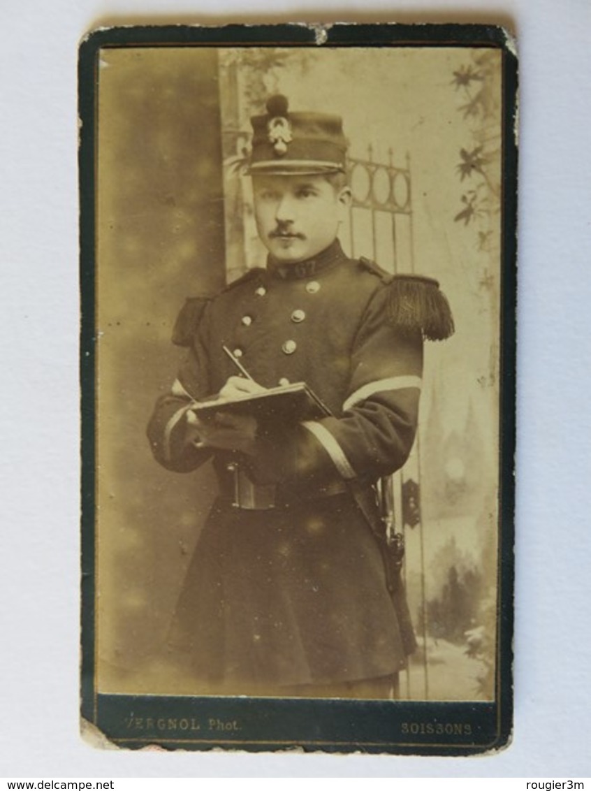 235 - CDV 19ème - Portrait D’un Militaire 67ème R.I  - Vergnol - Soissons - Anciennes (Av. 1900)