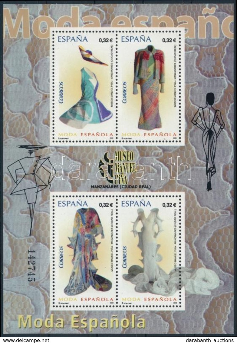 ** 2007 Népviselet Blokk,
Traditional Costume Block
Mi 183 - Altri & Non Classificati