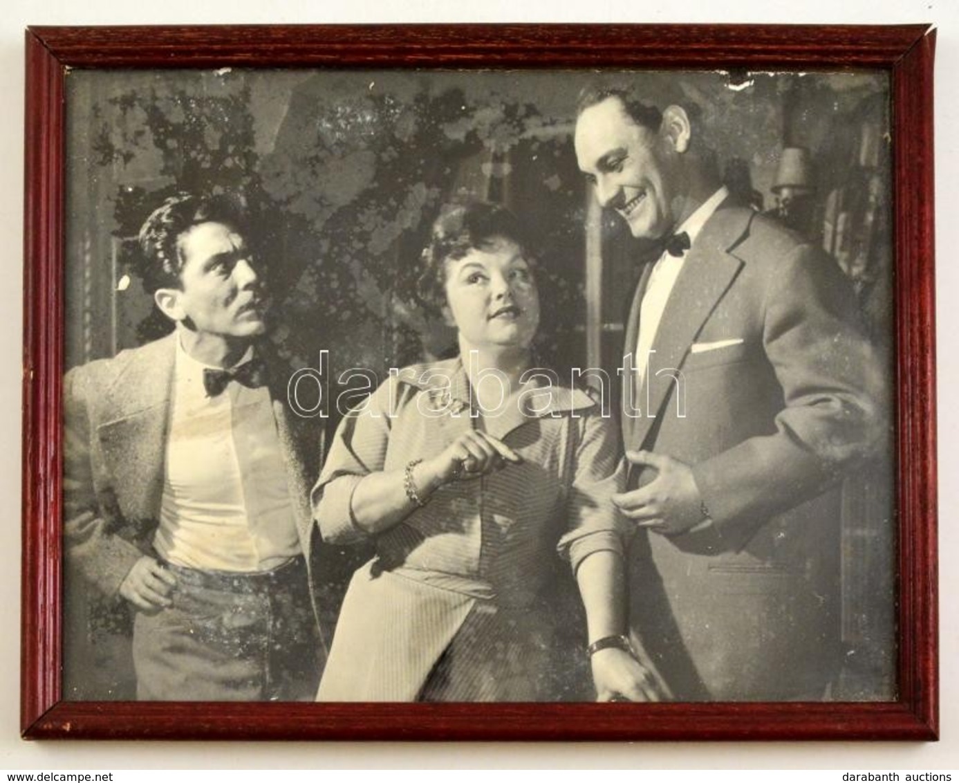 Cca 1960 Azonosítatlan Színészek, Nagyméretű Fotó, üvegezett Fa Keretben, 21,5×28,5 Cm - Other & Unclassified