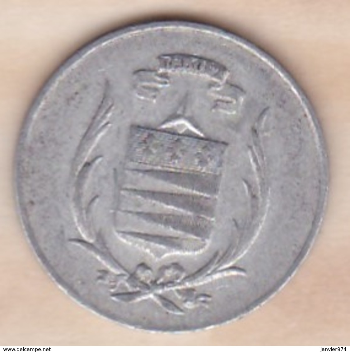 81 Tarn. Ville De Castres 10 Centimes 1916 – 1919, En Aluminium - Notgeld