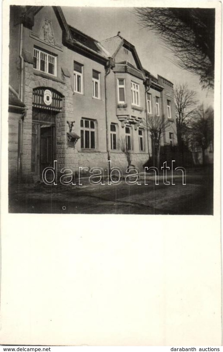 * T2 Kismarton, Eisenstadt; Bezirkshauptmannschaft / Megyeháza / County Hall, Photo - Unclassified