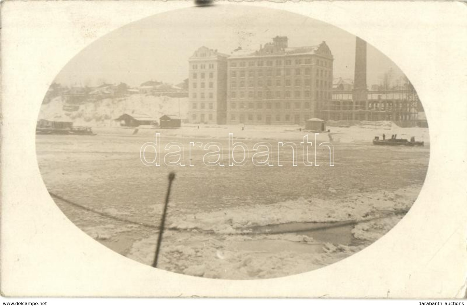 * T2/T3 Ruse, Pyce, Roustchouk; Zuckerfabrik, Marinebarkassen / Sugar Factory In Winter, Navy Launch (motorboat). Photo  - Unclassified