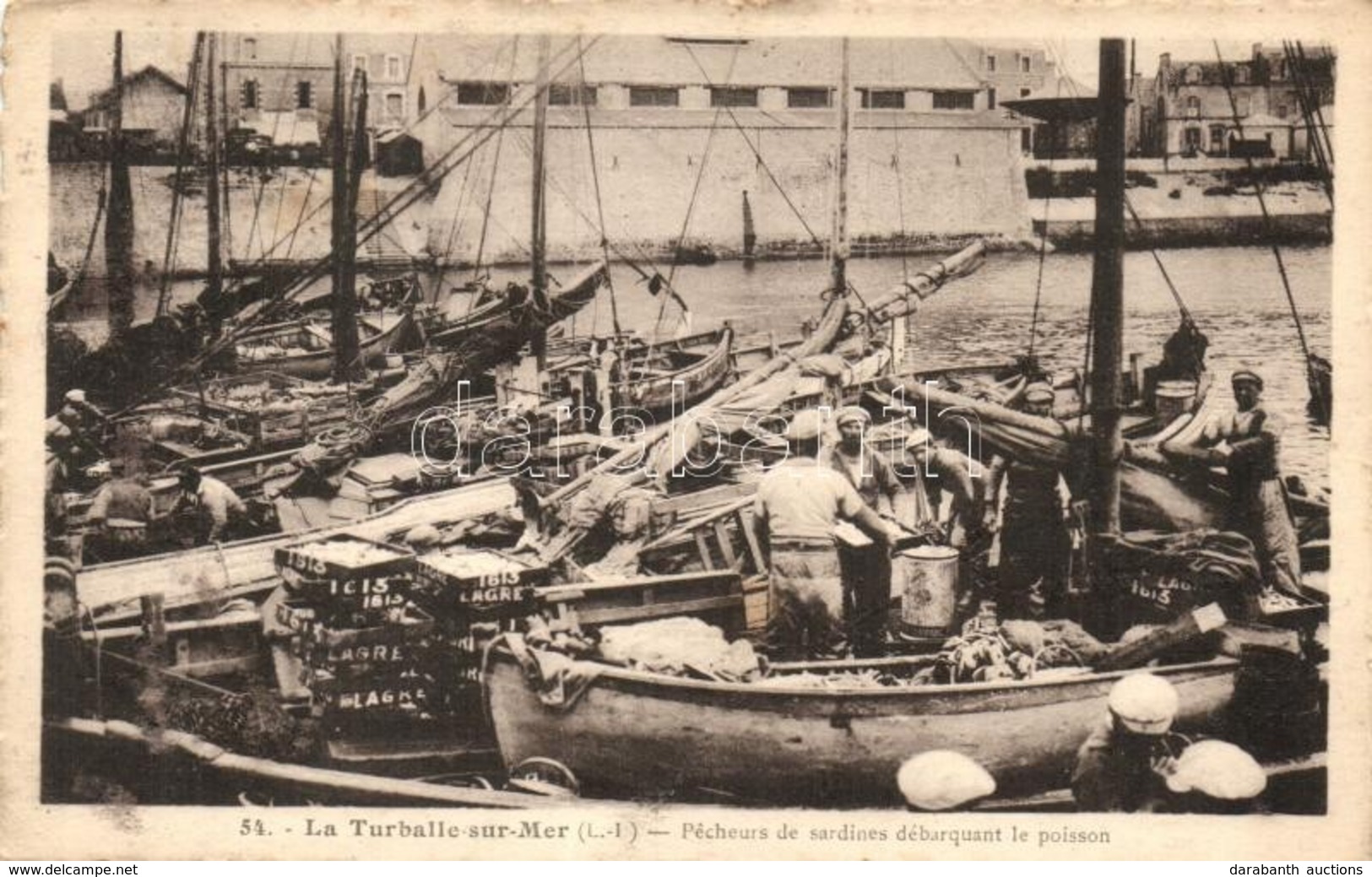 T2/T3 La Turballe-sur-Mer, Pecheurs De Sardines Debarquant Le Poisson /  Sardine Fishermen (EK) - Ohne Zuordnung