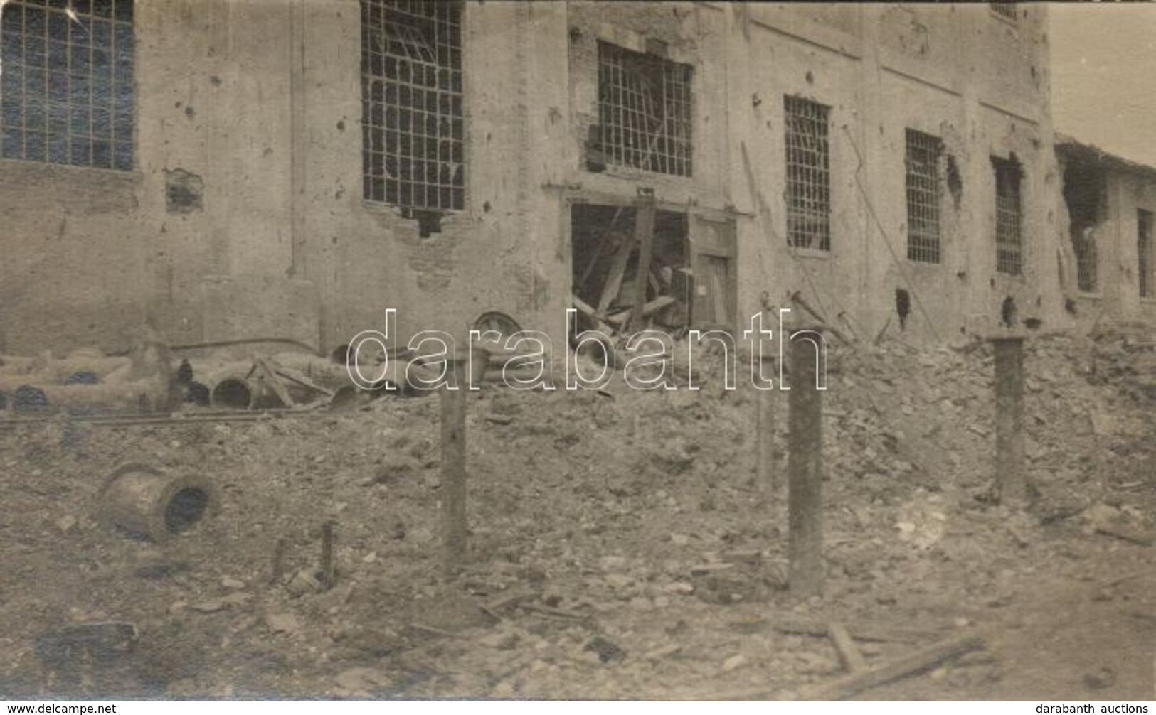 * T2 Monfalcone, WWI Damaged Buindings, Photo - Ohne Zuordnung