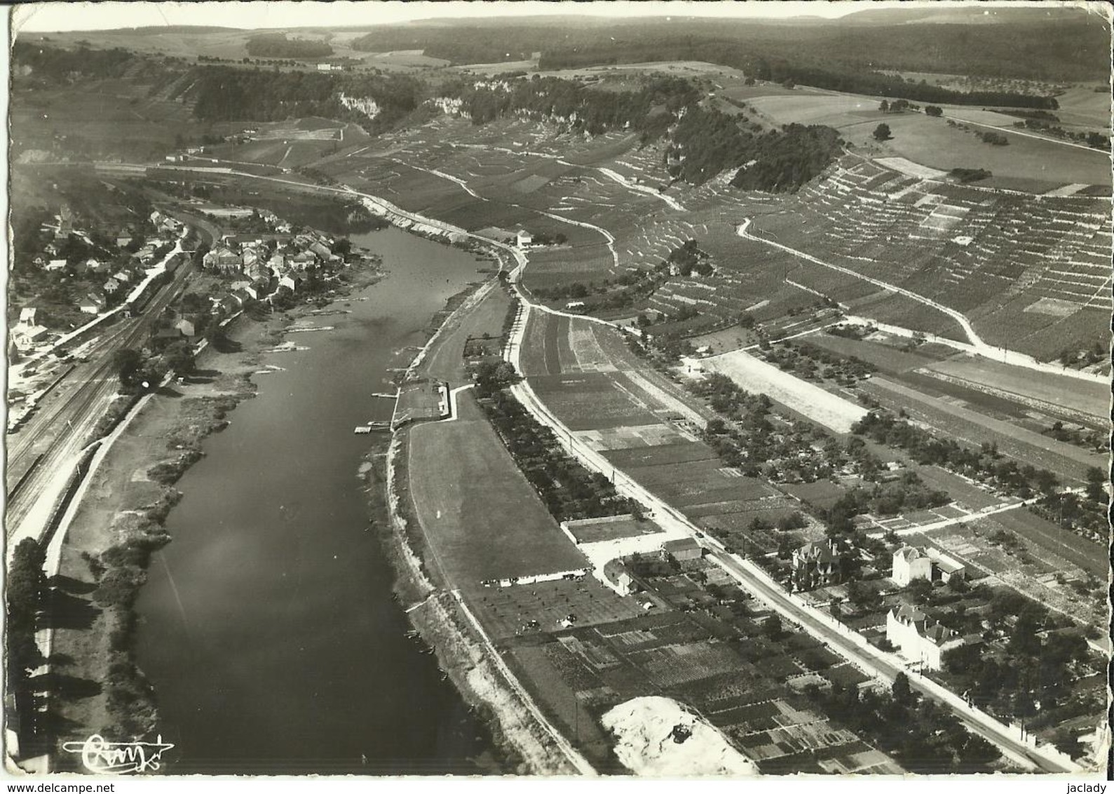 Grevenmacher -- Vue Aérienne.     ( 2 Scans) - Autres & Non Classés