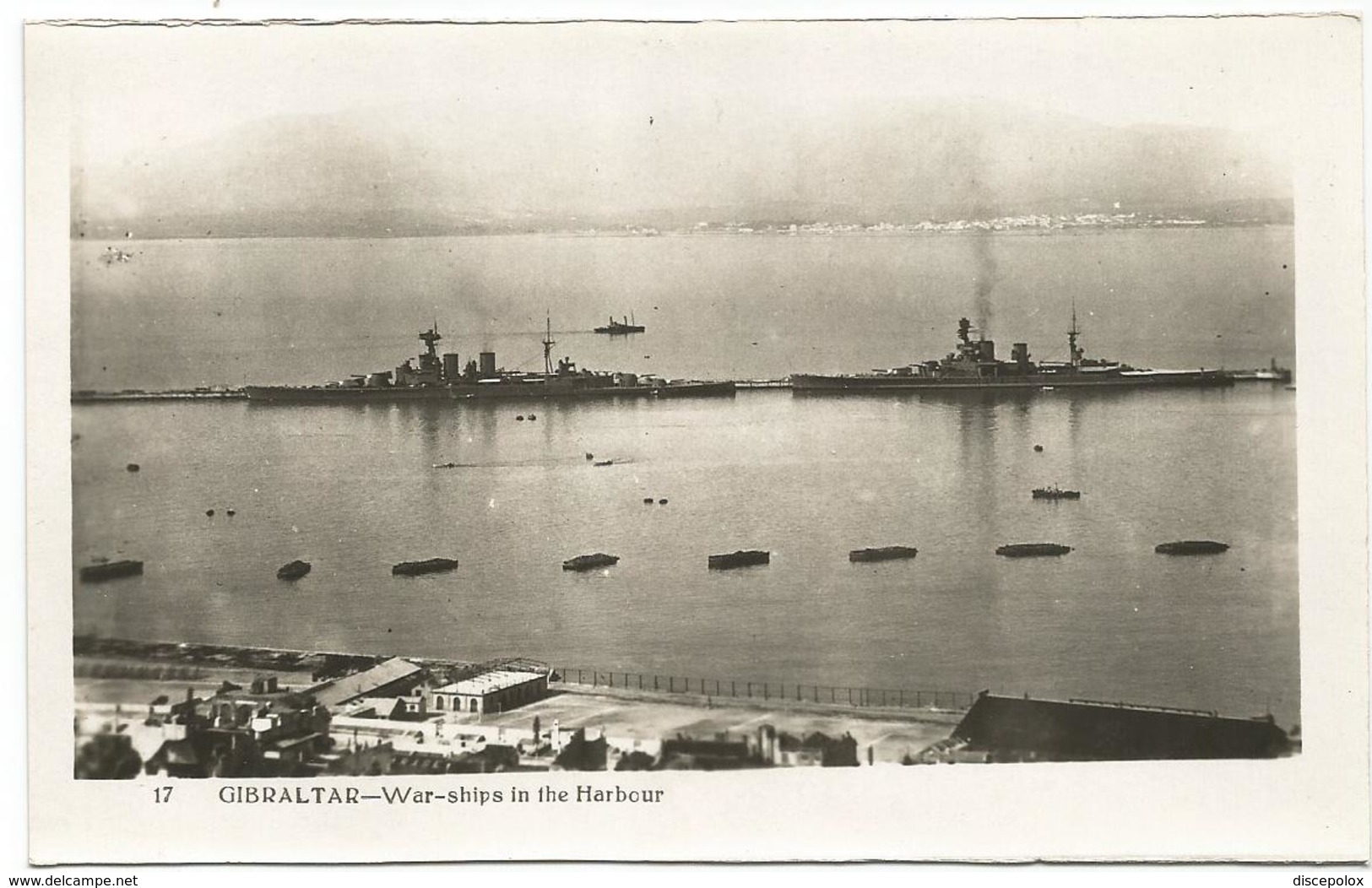 W1146 Gibraltar - War Ships In The Harbour - Navi Bateaux / Non Viaggiata - Gibilterra