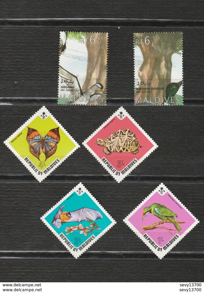 Maldives Lot 6 Timbres - 2 Canards 4 Timbres Papillons Tortue Chauve Souris Oiseau Mi MV 463 à 466 (neufs) - 2303 2301 - Malediven (1965-...)