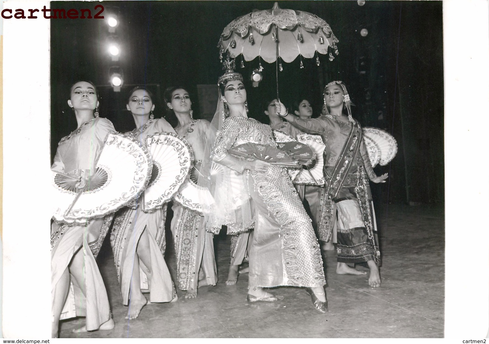 OLD PHOTO : PHILIPPINES THEATRE CHAMPS-ELYSEES BALLET PHILIPPIN BAYANIHAN RICKIE NICOLAS PHILIPPINES PILIPINAS - Philippines