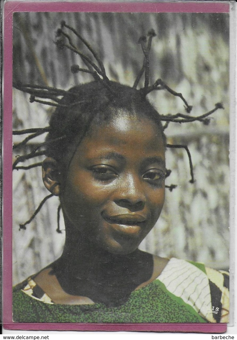 AFRIQUE EN COULEUR  .- Coiffure Africaine - Non Classés