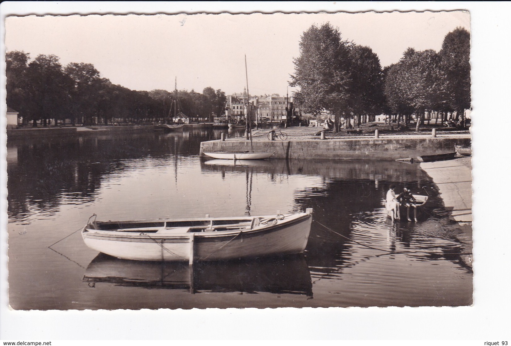 VANNES - Les Bords De La Rivière Et Le Port - Vannes