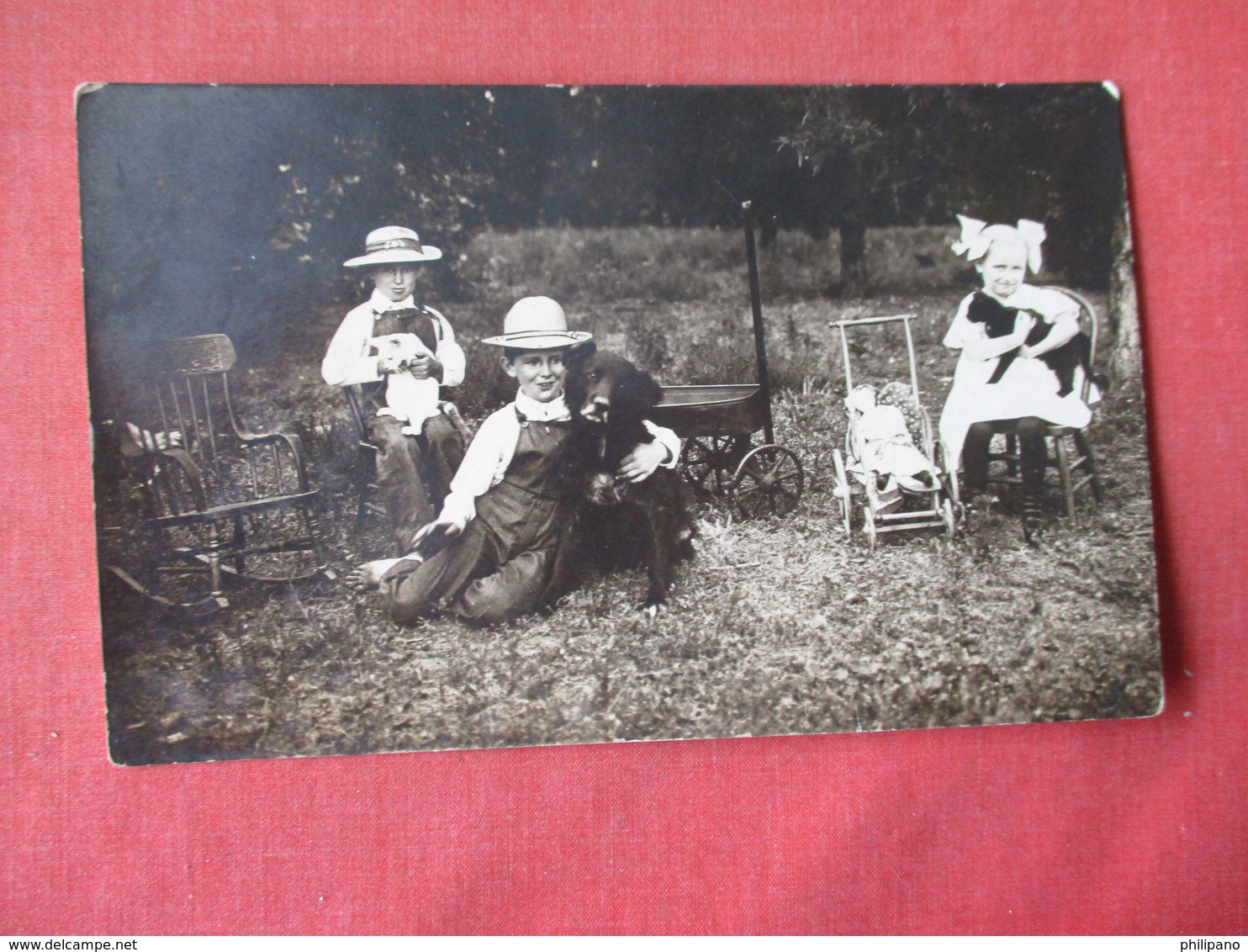 RPPC  3 Children Each With Pet   Dog  & Cat --doll Carriage    -    Ref 3163 - Dogs