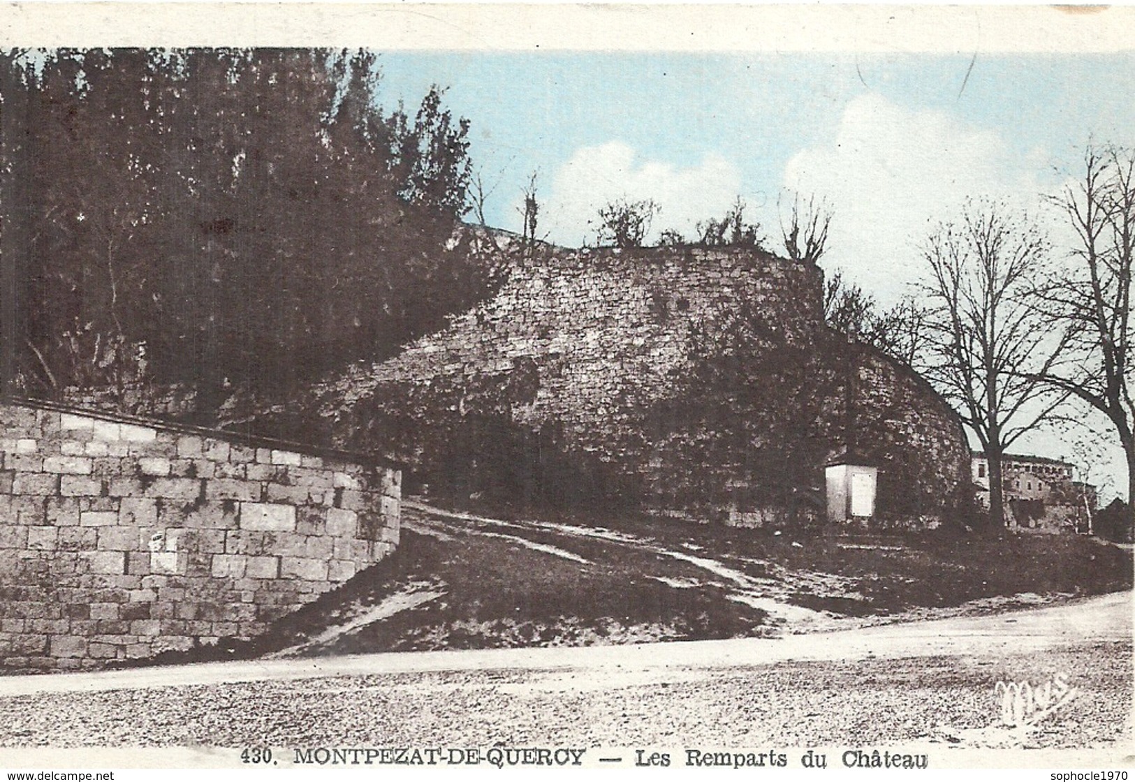 TARN ET GARONNE - 82 - MONTPEZAT DE QUERCY - Les Remparts Du Château - Montpezat De Quercy