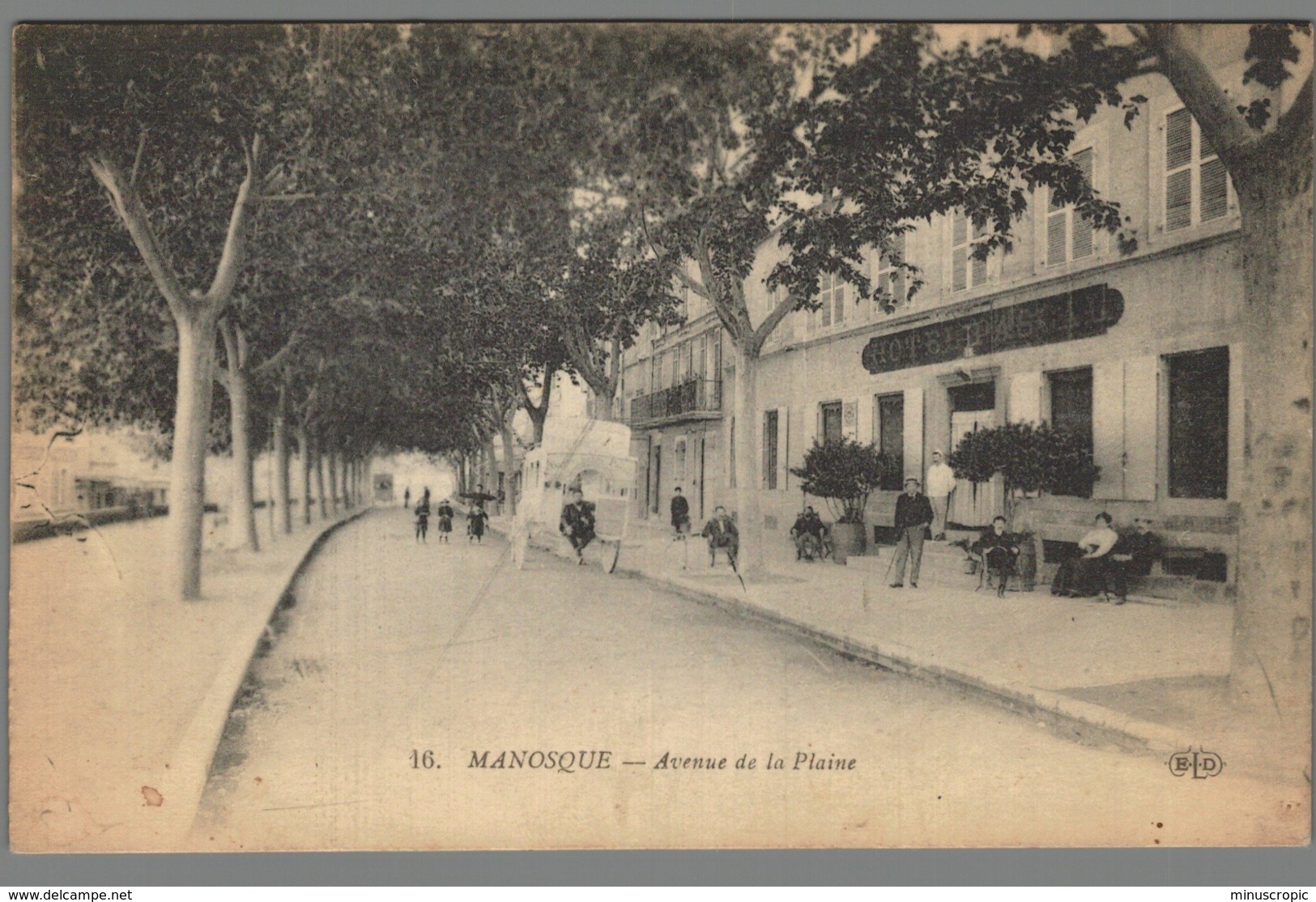 CPA 04 - Manosque - Avenue De La Plaine - Manosque