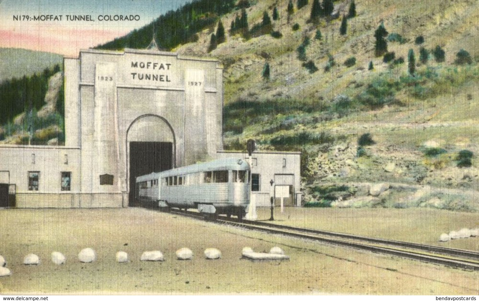 Colorado, Moffat Tunnel With Train (1940s) Postcard - Other & Unclassified