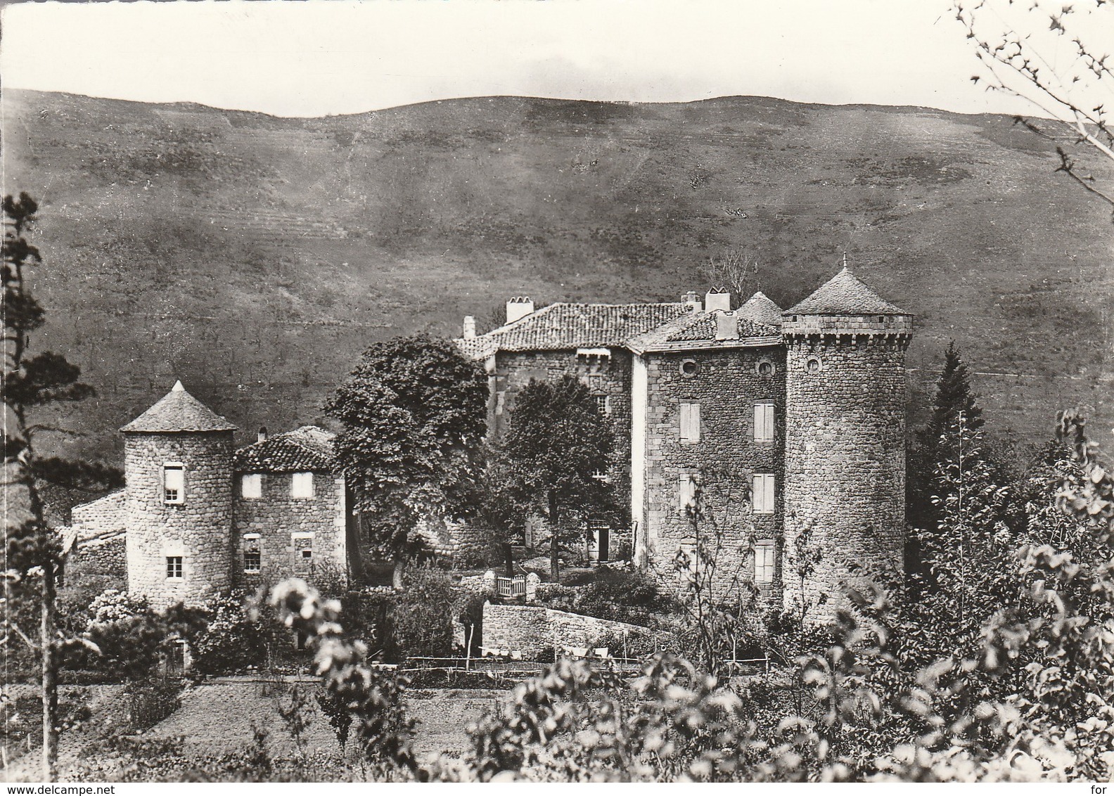 Ardèche : SAINT-PIERREVILLE : Chateau De Latour ( Cpsm - Photo. Vérit. ) Grand Format - Altri & Non Classificati