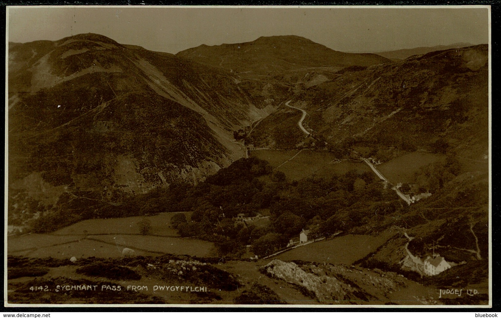 Ref 1272 - Judges Real Photo Postcard - Sychnant Pass From Dwygyfylchi - Caernarvonshire Wales - Caernarvonshire