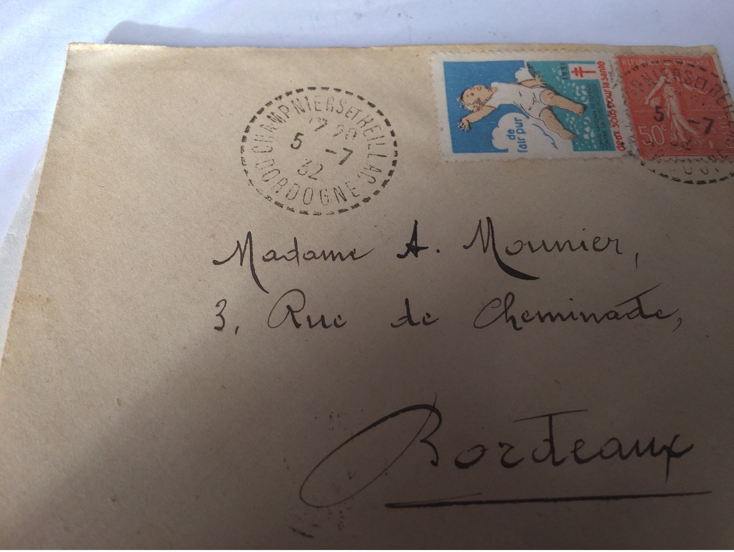 LETTRE  AVEC TIMBRE 50C N°264 +TIMBRE COMITÉ NAT DE DEFENSE CONTRE LA TUBERCULOSE  CAD   CHAMPNIERS  ET REILLAC +AUTRES - Storia Postale