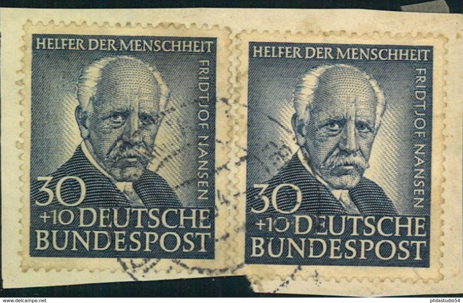 1953, 30 Pfg. Helfer Der Menschheit 2-mal Auf Briefstück - Michel-Nr. 176 - Used Stamps