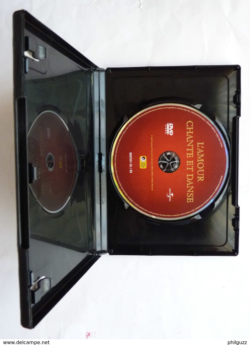 1 DVD FILM L'AMOUR CHANTE ET DANSE HOLIDAY INN - FRED ASTAIR BING CROSBY - Irving Berlin's - Musicalkomedie