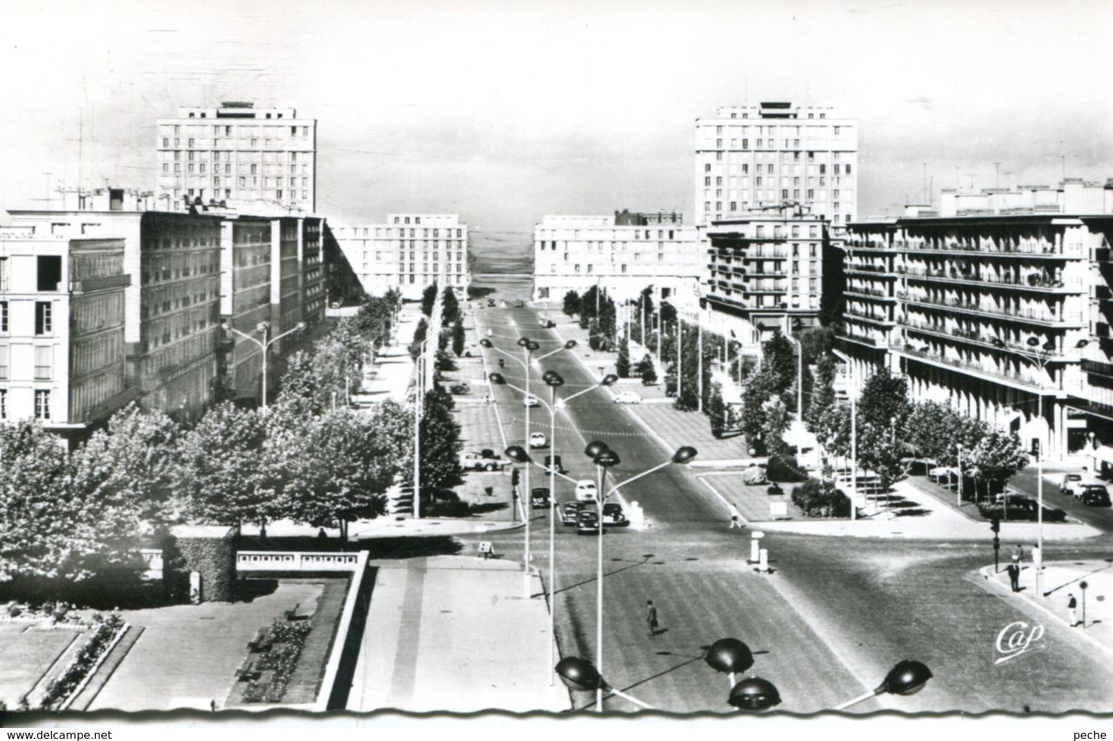 N°70096 -cpsm Le Havre -l'avenue Foch- - Non Classés