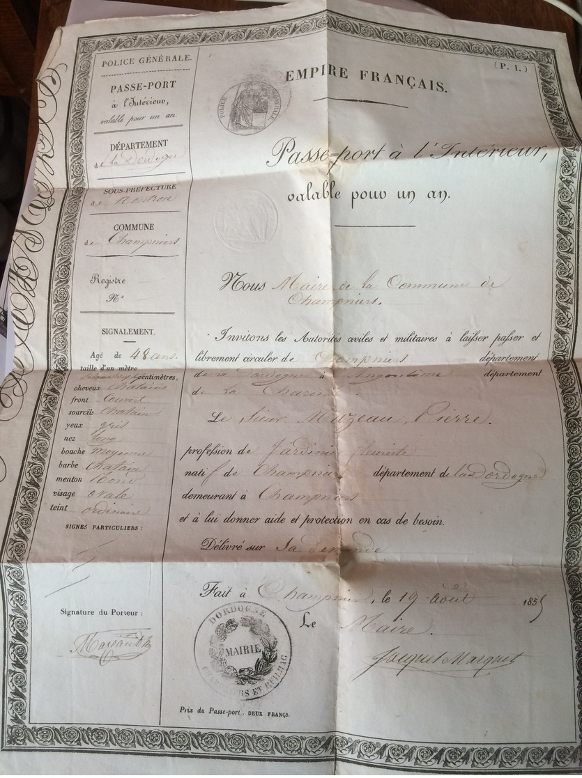 EMPIRE FRANÇAIS PASSEPORT A L;INTÉRIEUR  VALABLE POUR UN AN  FAIT  19 AOUT 1855  CHAMPNIERS DORDOGNE - Documenti Storici