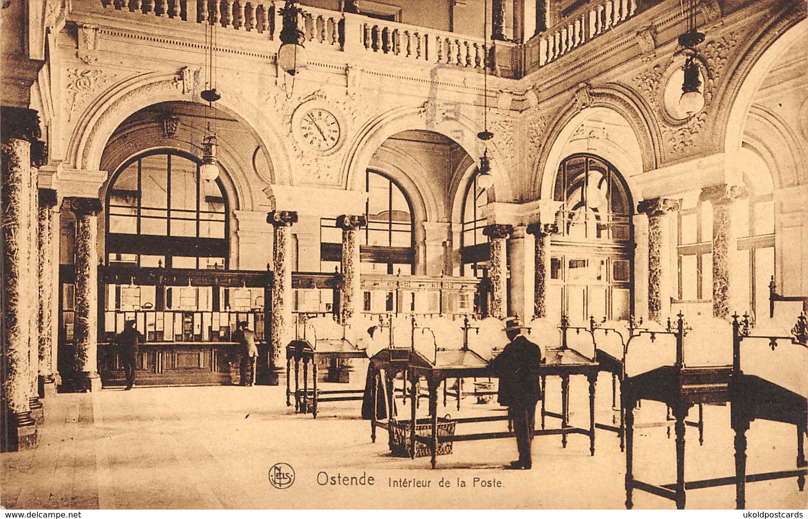 CPA -  Belgique, OSTENDE, Interieur De La Poste - Oostende