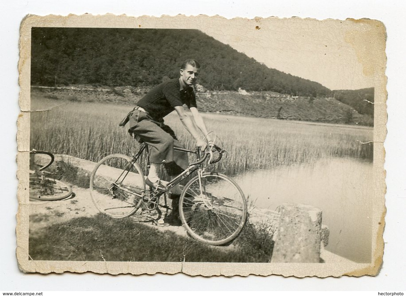 Jeune Homme Man Bike Velo Elegance Beauty Playboy 1942 Ww2 - Personnes Anonymes