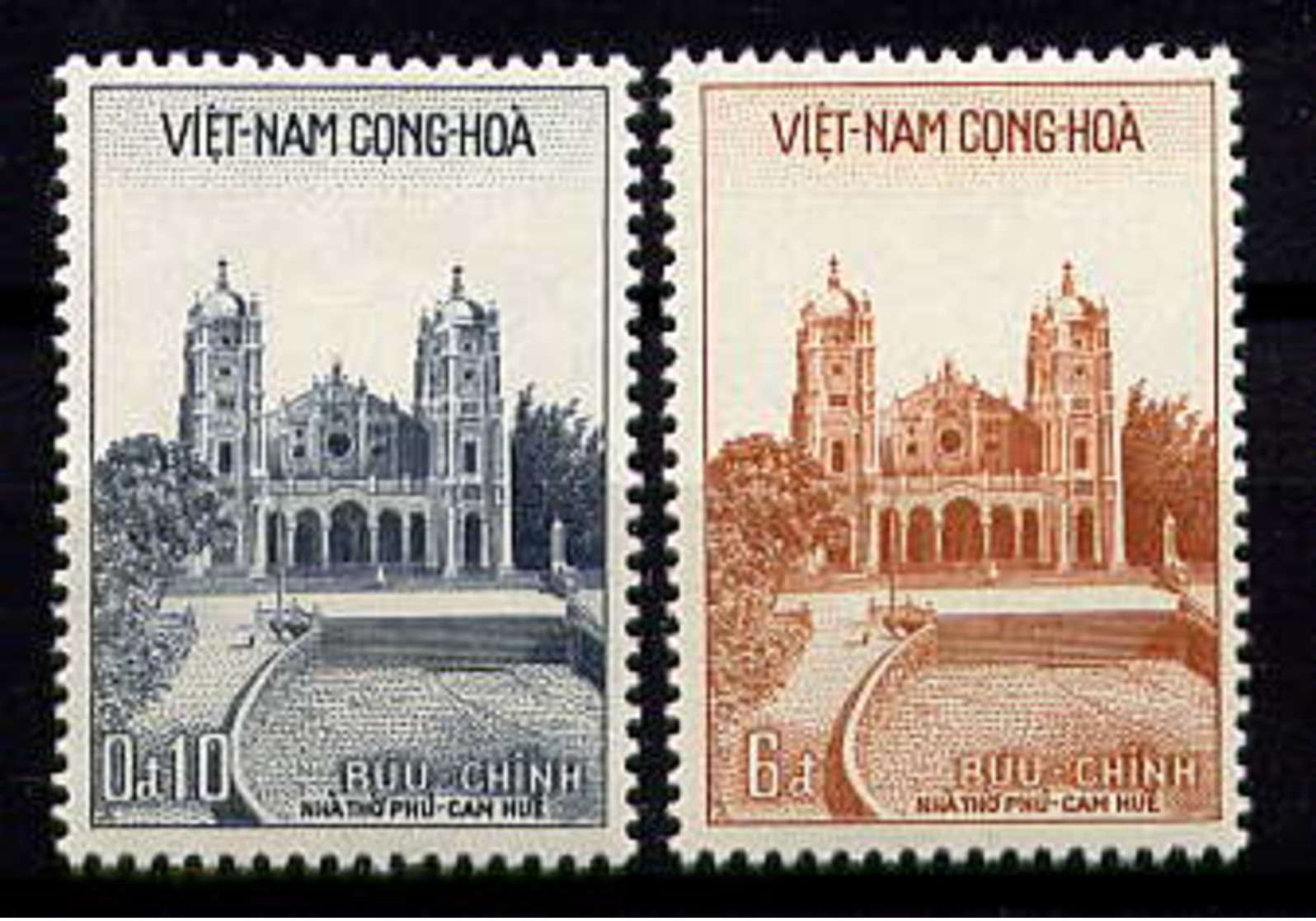 VNS - 102/103** - CATHEDRALE DU PHU CAM A HUE - Viêt-Nam