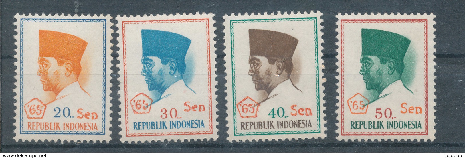 Profils  Du Président Sukarno - Lot De 32 TP Différents - Indonésie