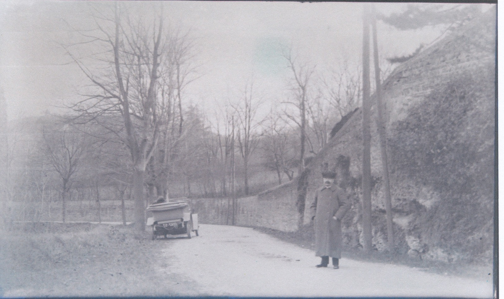 I51 - Ancienne Photographie Photo Négatif Sur Verre - Paysage Sur Route D'IRIGNY - Rhône - 21/12/1913 - Diapositivas De Vidrio