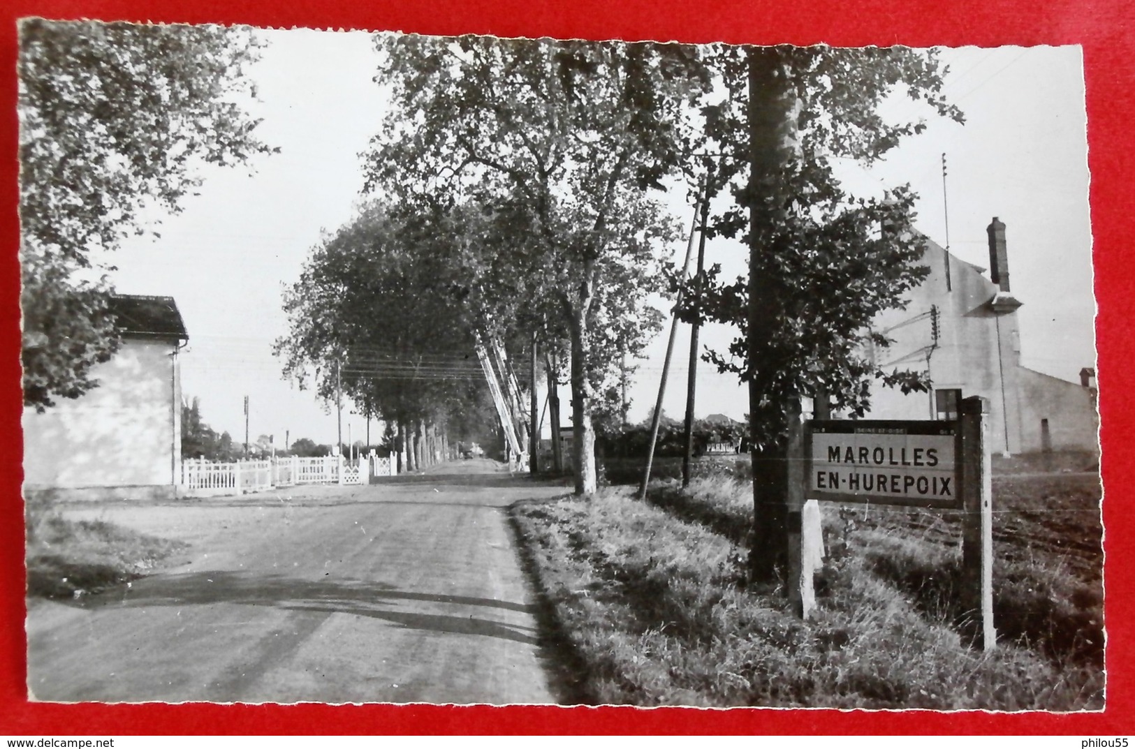 Cpsm 91 MAROLLES En HUREPOIX Passage A Niveau Gare Entree Du Pays - Other & Unclassified