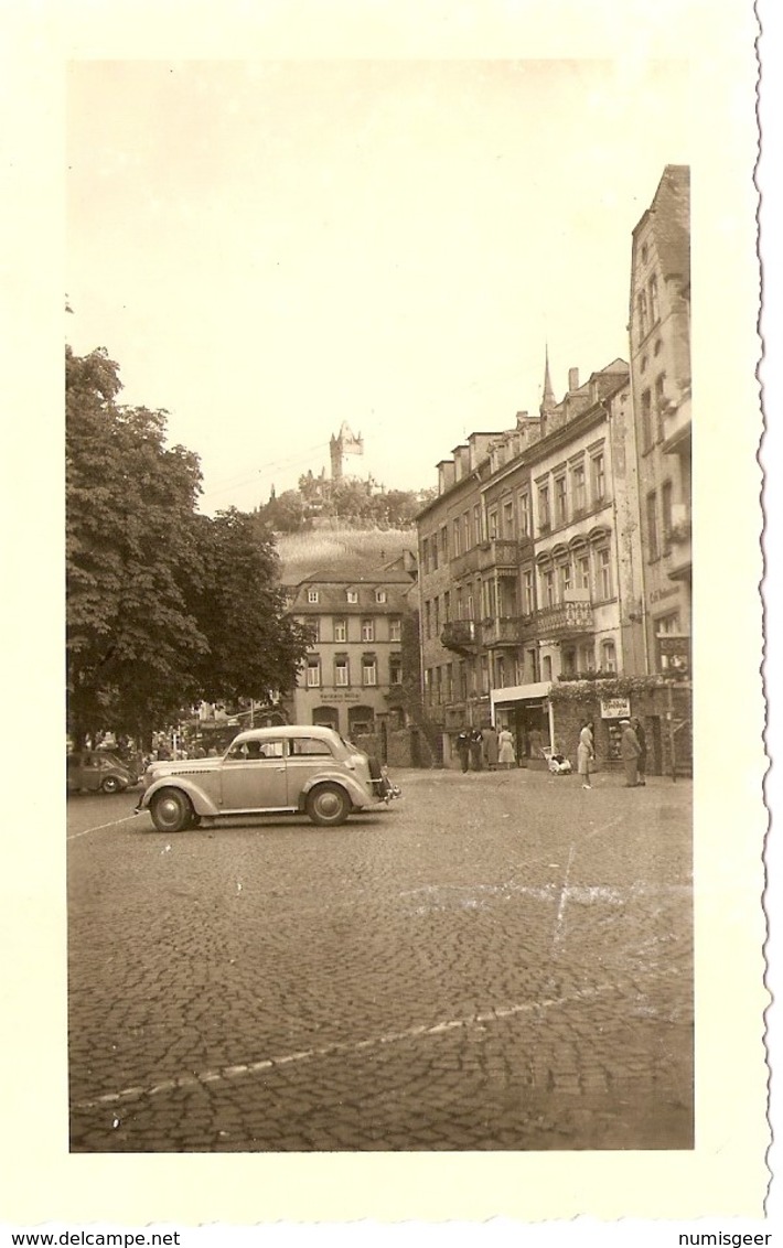 ALLEMAGNE - COCHEM - Place ( Photo: Format 12X 7.5 ) - Lieux