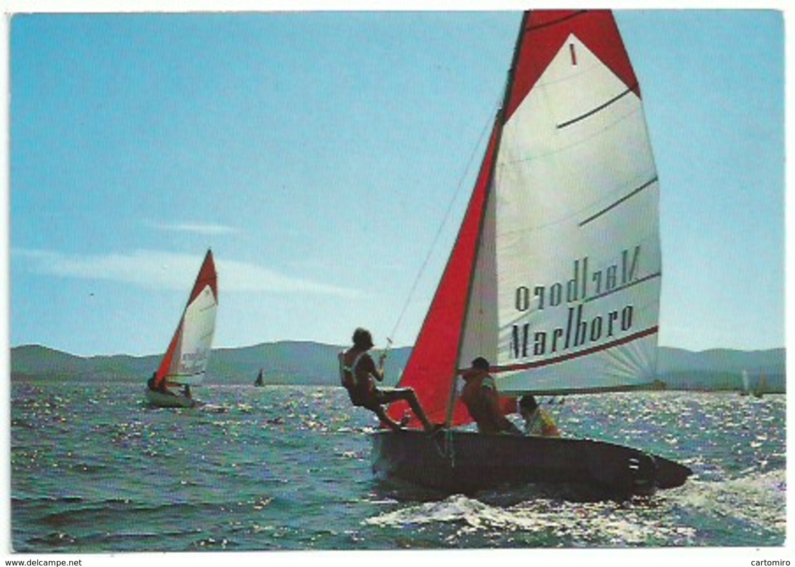 Bateau - Voilier - école De Voile - Publicité Marlboro - Voile