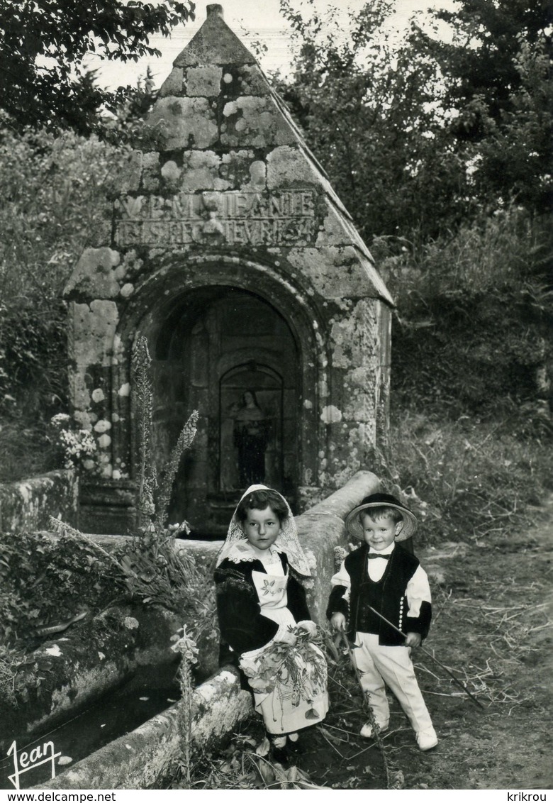 CPSM  BRETAGNE - Enfants En Costume De Baud - Baud