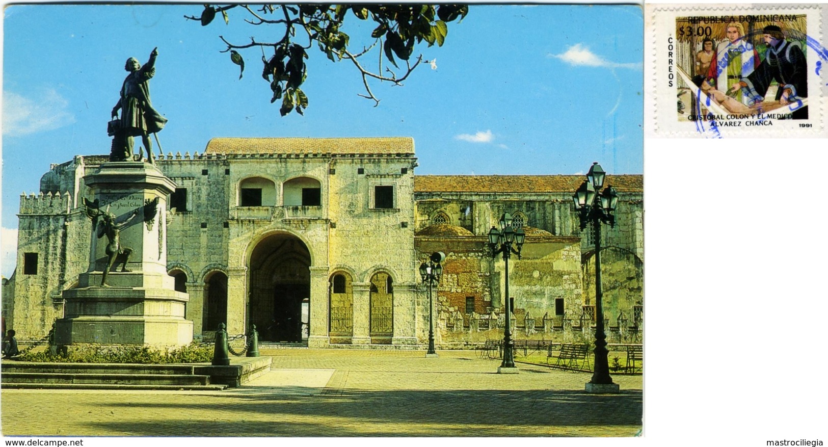 REPUBLICA DOMINICANA  SANTO DOMINGO  Catedral Santa Maria La Menor  Estatua De Colon Nice Stamp - Dominikanische Rep.