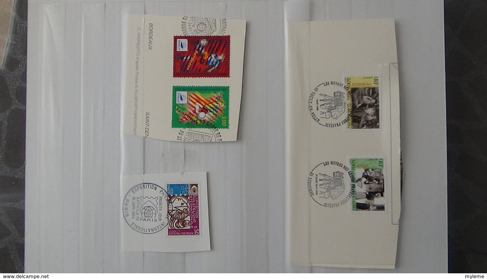 Album de blocs et timbres avec oblitération 1er jour dont 1/2 blo Philatec 1964. Côte très sympa !!!